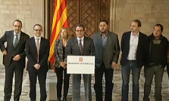 No és hora d'autofotos, sinó de foto de grup