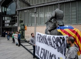Barcelona en Comú i el franquisme