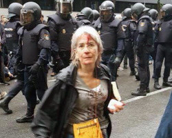 Marxeu i emporteu-vos les armes amb què sagneu el meu poble